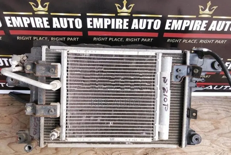 Daihatsu Hijet S210-P Radiator/Condenser