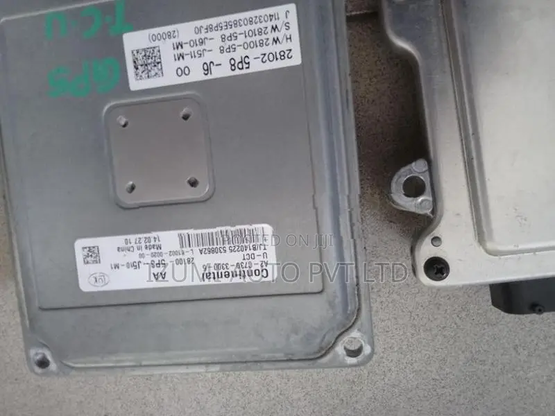 Honda Fit GP5 ECU and Gear Control Unit