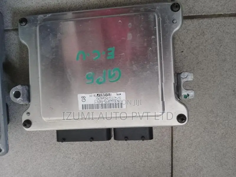 Honda Fit GP5 ECU and Gear Control Unit