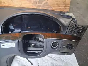 Mercedes Benz S350 (WDB220) Dash Board