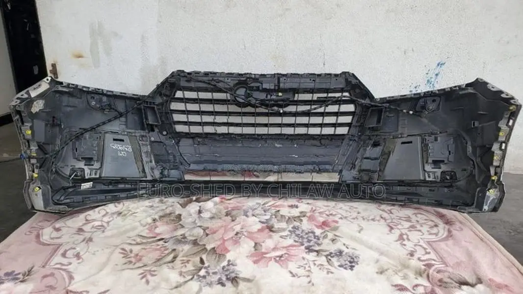 Audi Q7 Genuine Reconditioned Front Bumper
