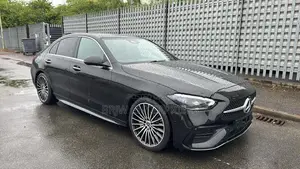 Mercedes Benz C200 AMG Prem plus 2025