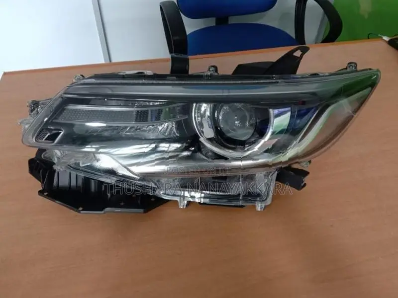 toyota premio headlight