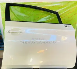 nissan leaf complete door