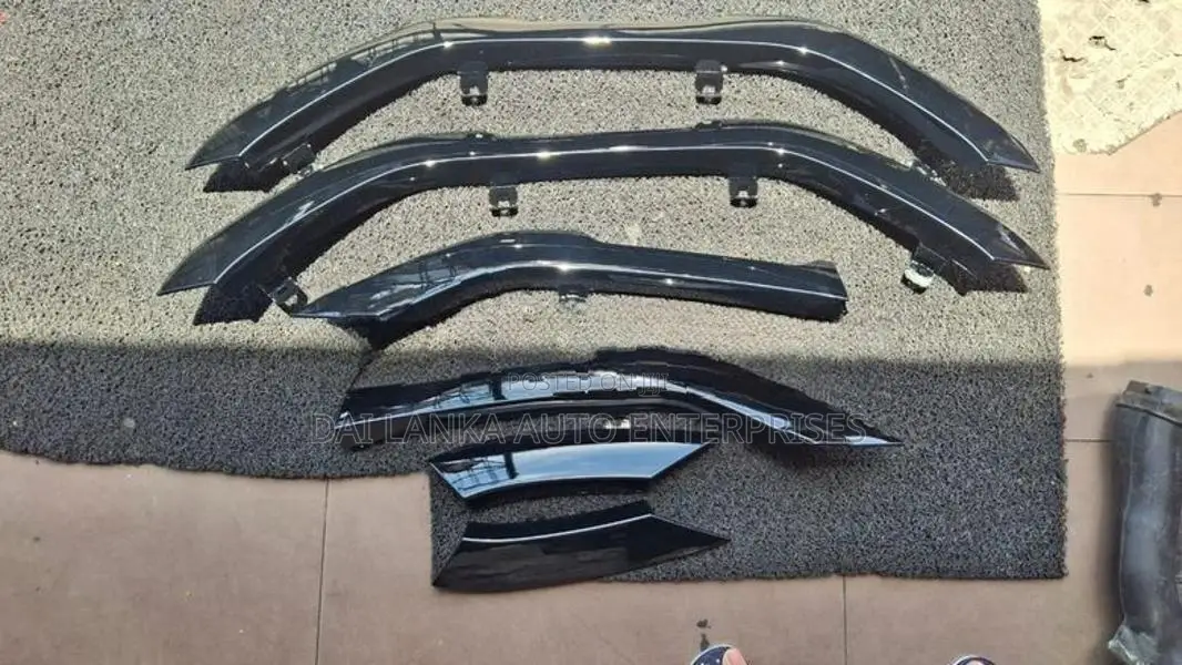 Toyota Prado 250 Wheel Arch set