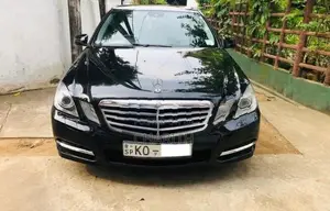 Mercedes Benz E200 2011