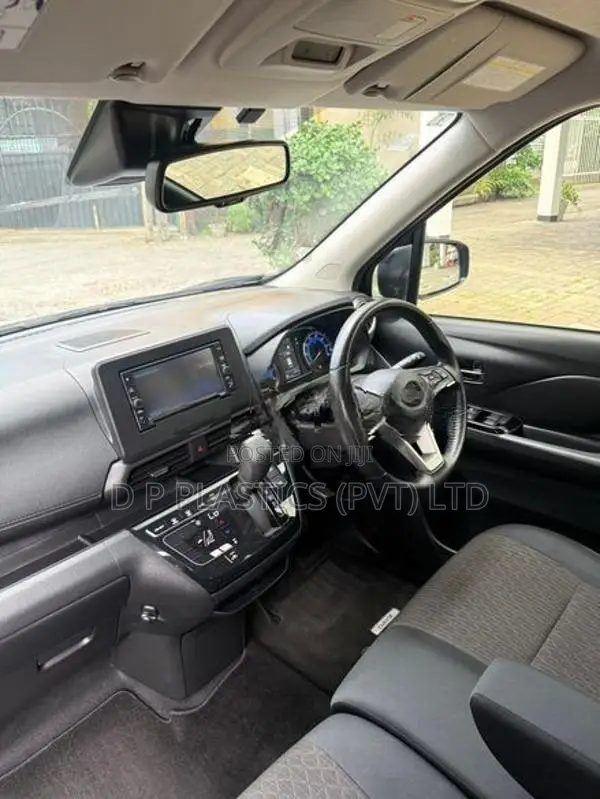 Nissan Dayz Hybrid Highway Star 2023