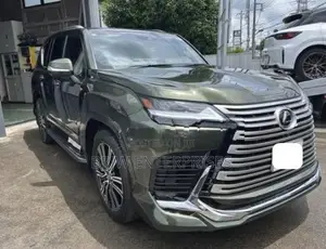 Lexus LX600 2025