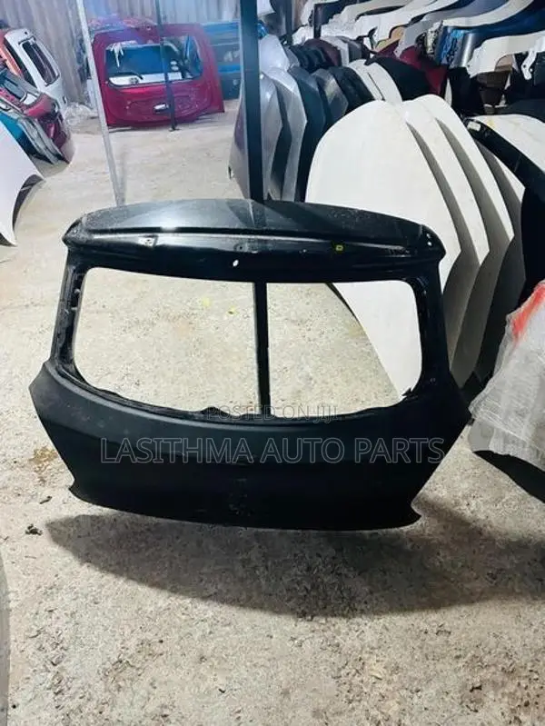 Swift Rs Dicky Door Panal