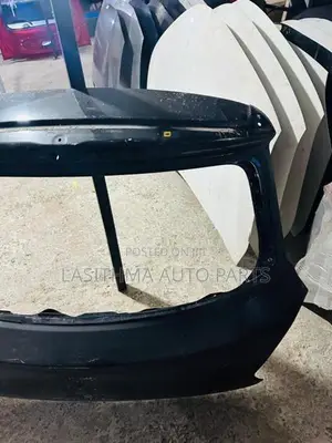 Swift Rs Dicky Door Panal