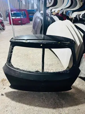 Swift Rs Dicky Door Panal