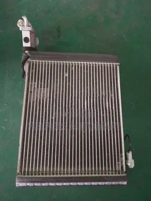 Toyota vitz ksp130 AC Cooler