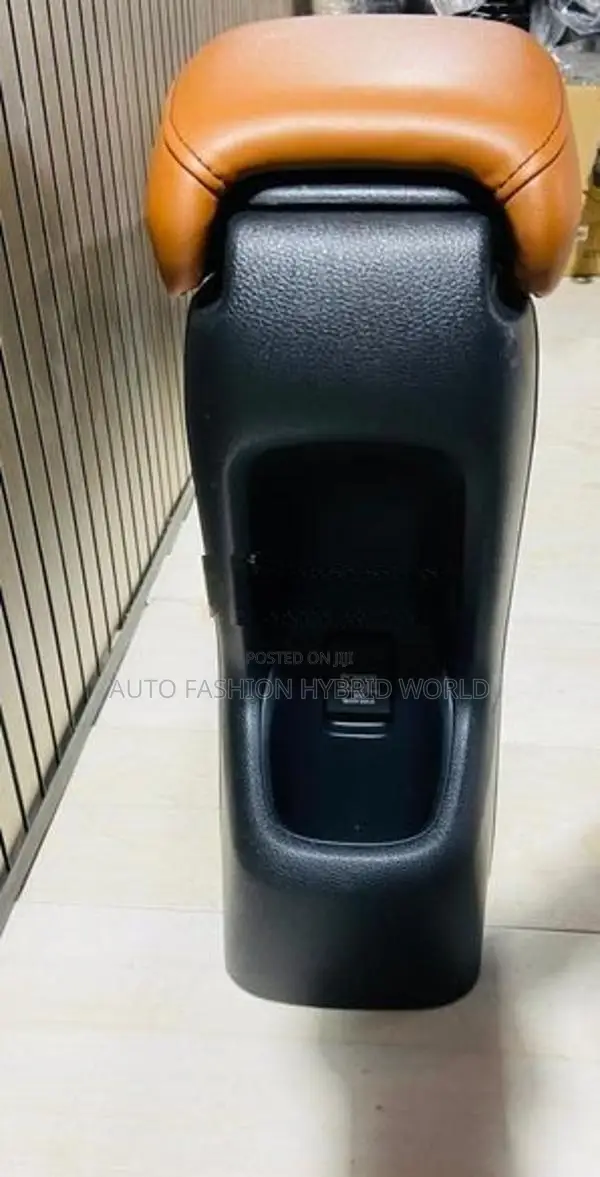 HONDA VEZEL CONSOLE BOX PANEL