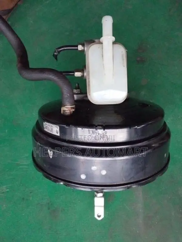 Nissan Teana J32 break booster