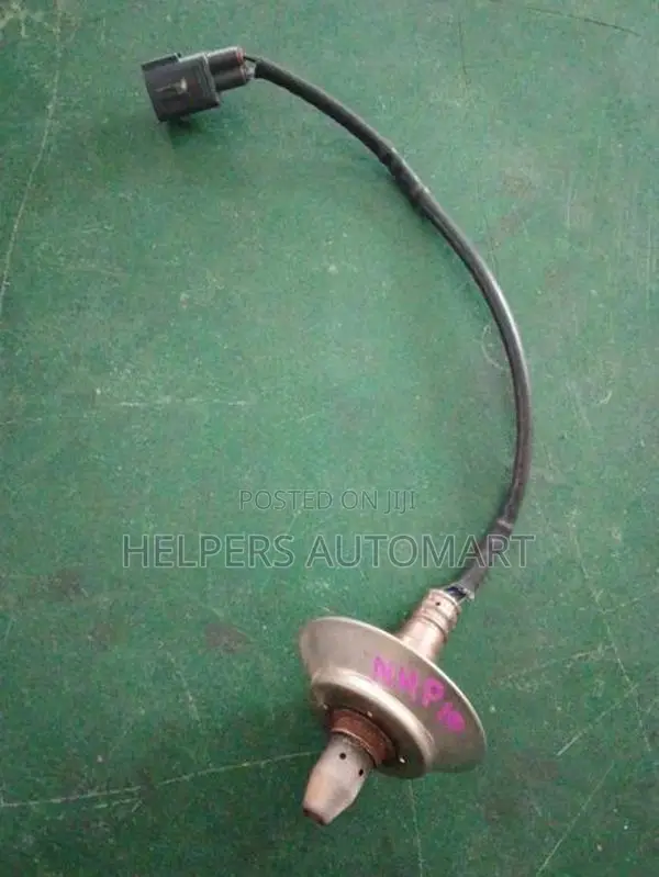 Toyota AQUA NHP10 oxygen sensor
