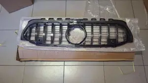 Mercedes Benz C200 W206 2024 GT Grille