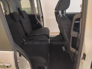 Toyota Roomy Custom G 2023