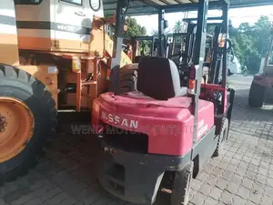 Nissan 1.8Ton gasoline forklift