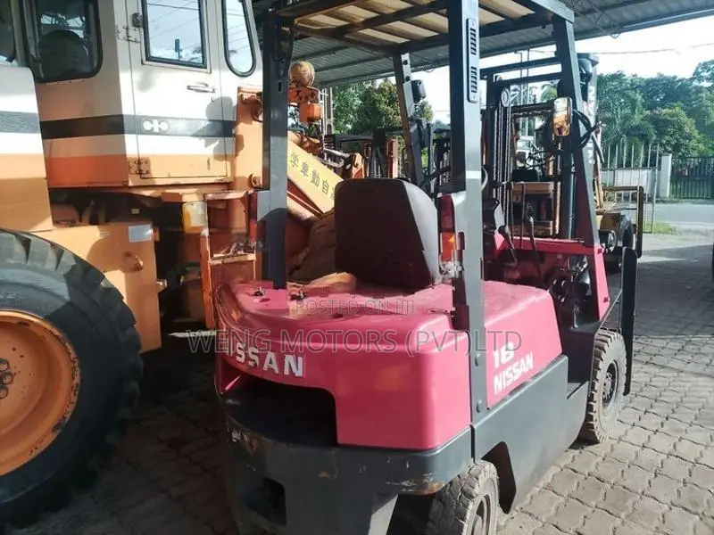 Nissan 1.8Ton gasoline forklift