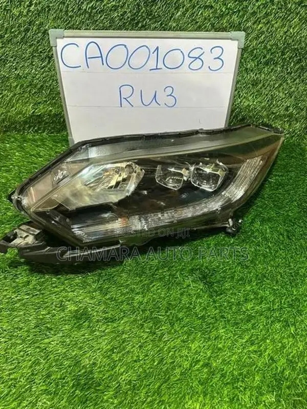 Honda Vezel (RU3-2015) Head Light