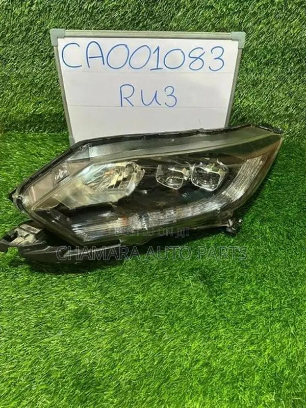 Honda Vezel (RU3-2015) Head Light