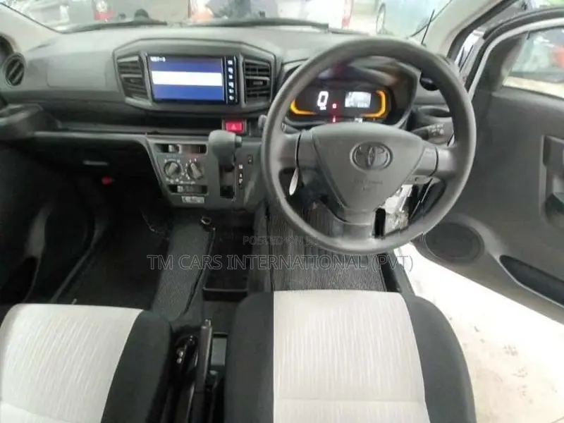 Toyota Pixis 2025