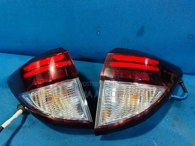 Vezel Tail Lamp