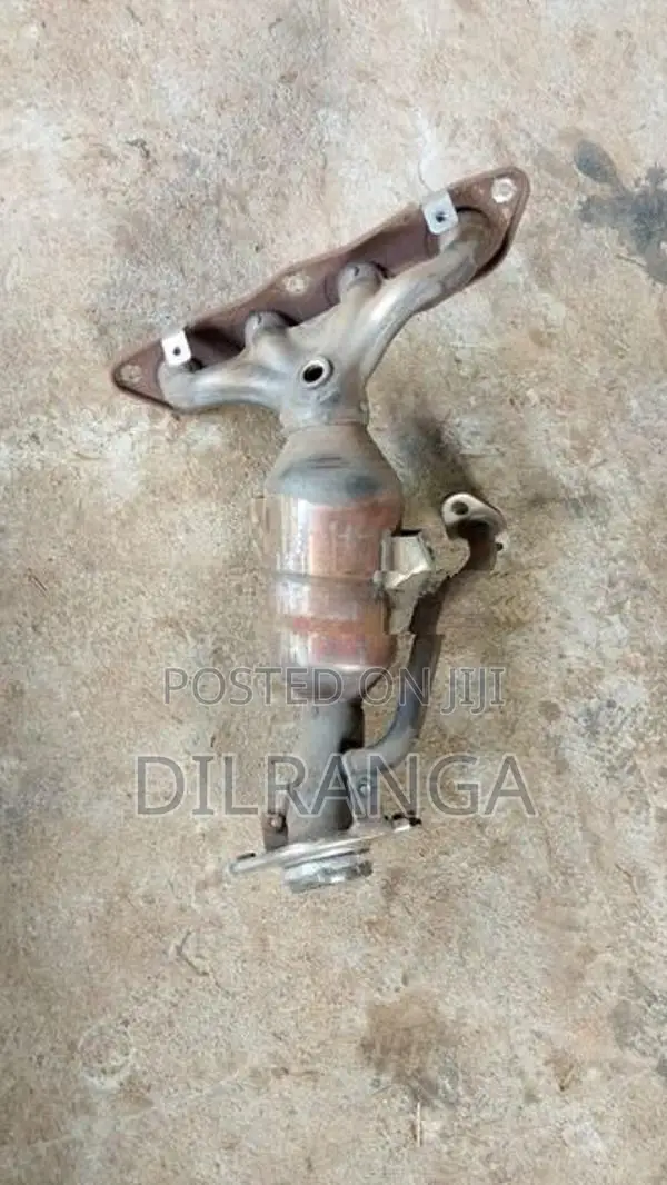Toyota Aqua /Axio -hybrid Catalytic convertor