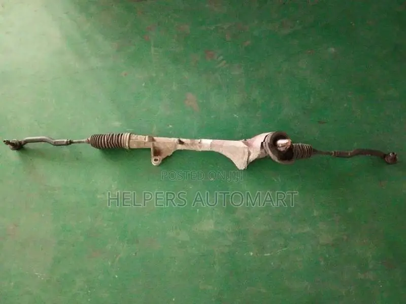 NISSAN Bluebird G11 power streeing rack