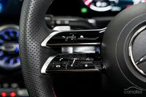 Mercedes Benz GLB glb200 amg prem plus 2024