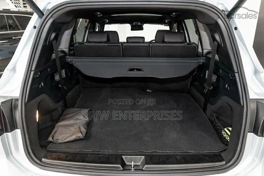 Mercedes Benz GLB glb200 amg prem plus 2024