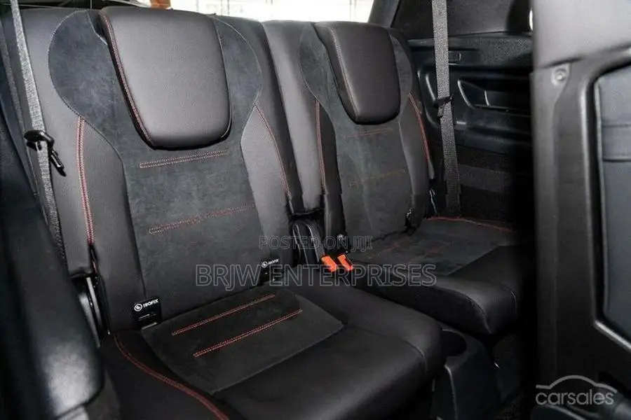 Mercedes Benz GLB glb200 amg prem plus 2024