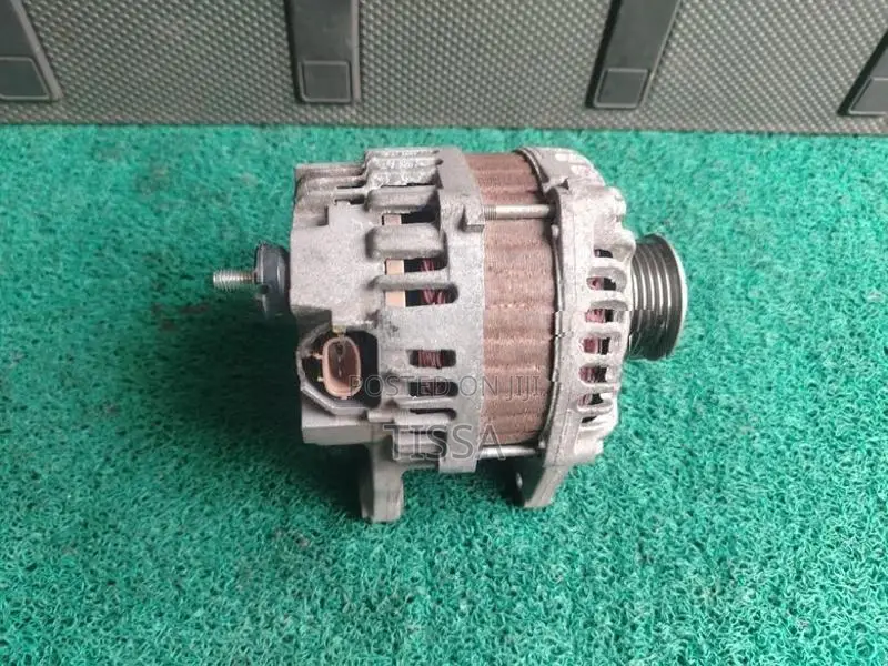 Nissan Tiida Alternator