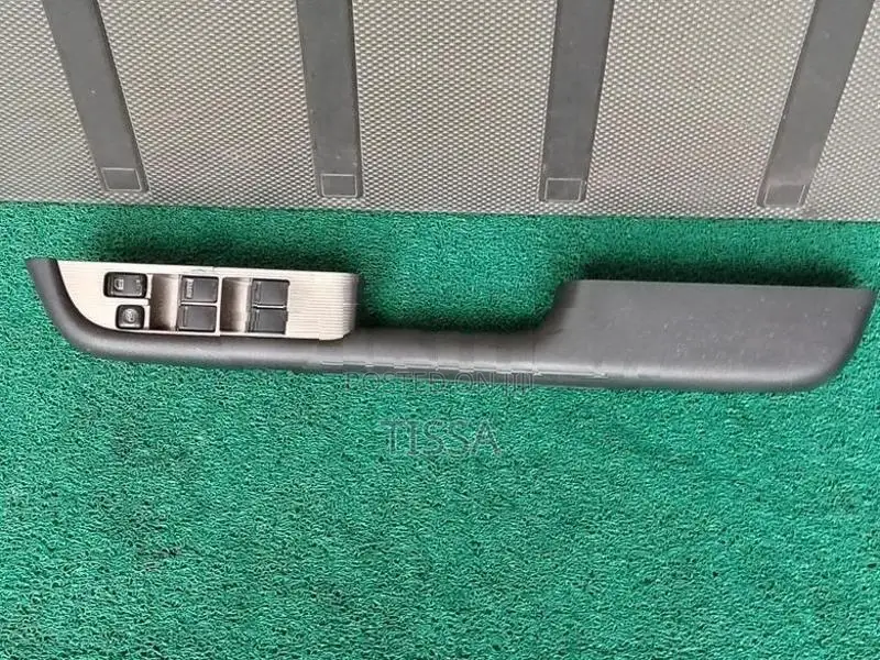 Nissan X Trail T30 Door Master Switch