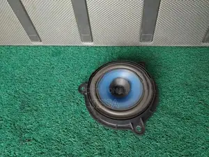 Nissan X Trail T30 Door Speakers