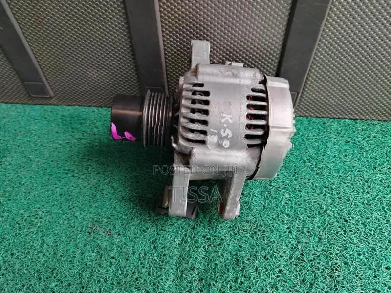 Toyota Vitz KSP130 1KR Alternator