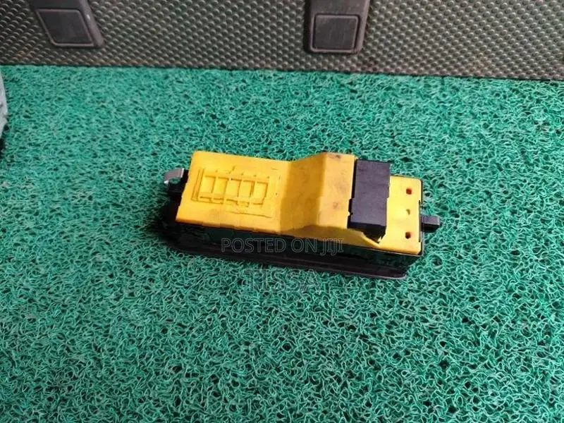 Suzuki Wagon R MC22S Door Master Switch