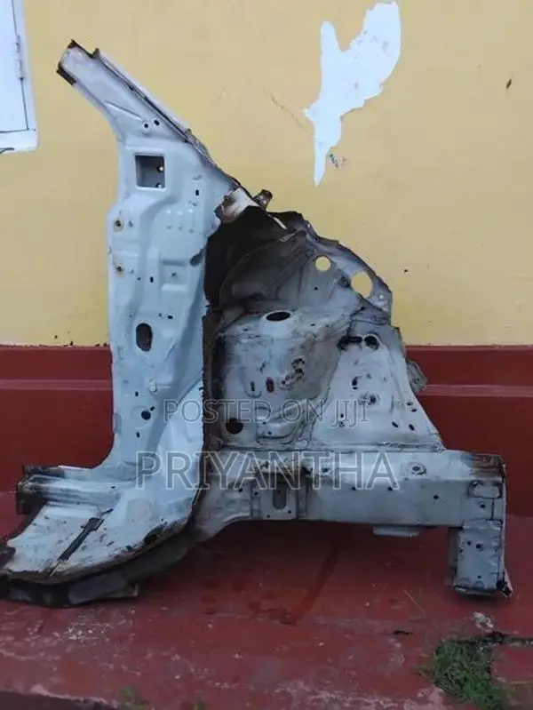 Suzuki Wagon R 44s Left Body cut ( Bulk head/A post )