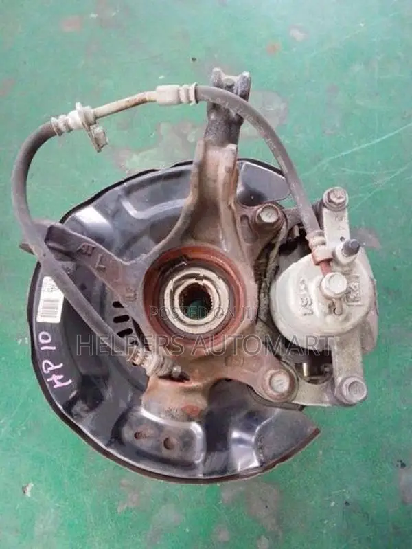 Toyota AQUA NHP10 front Hub