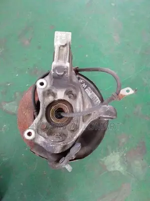 Toyota prius W30 front Hub