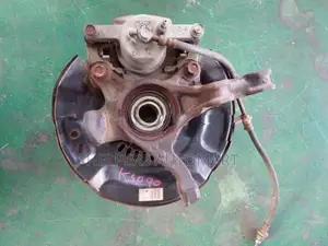 Toyota vitz ksp90 front Hub