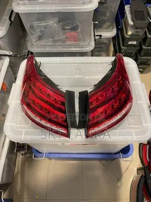Genuine E Class E200 2015 facelift cabriolet coupe rear bumper lights