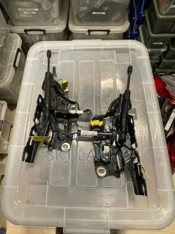 Genuine BMW 7 740e 740Le G11 G12 Bonnet Shock hinges actuators G30 530