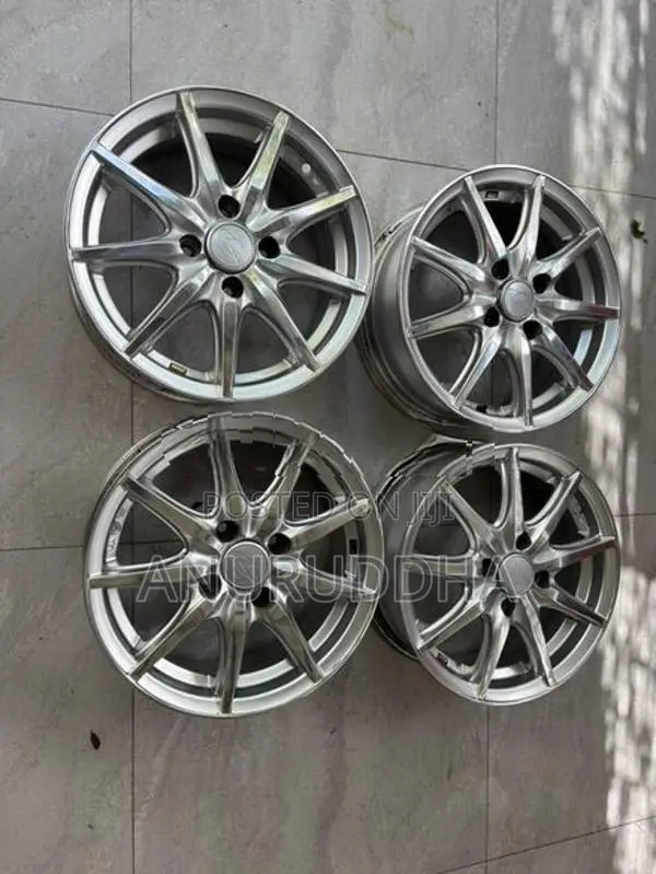 14” Alloy Wheels