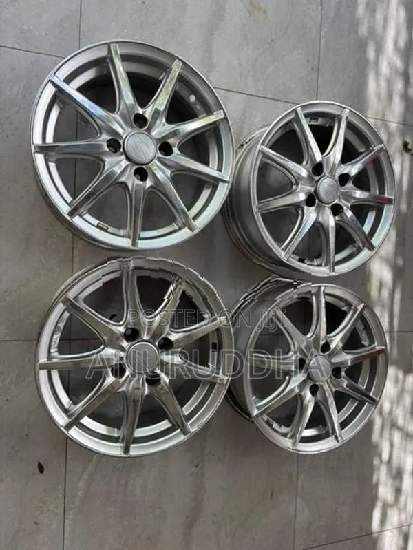 14” Alloy Wheels