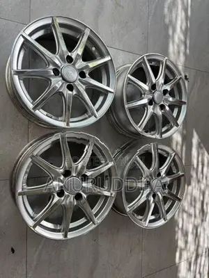14” Alloy Wheels