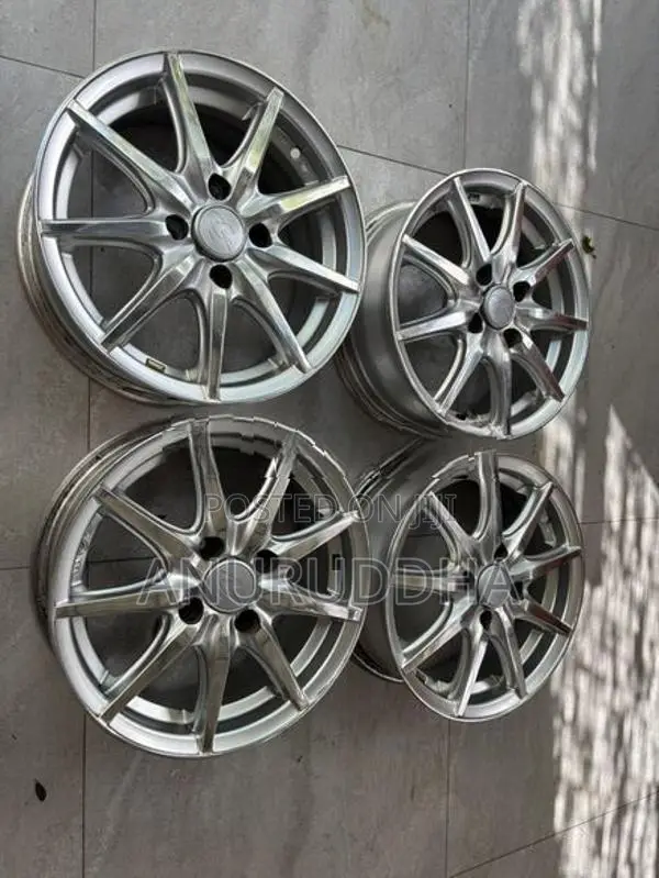 14” Alloy Wheels