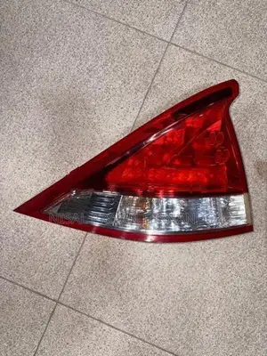 Honda Insight Tail Light