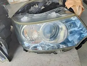 WAGON R 44S STINGRAY HEAD LIGHT