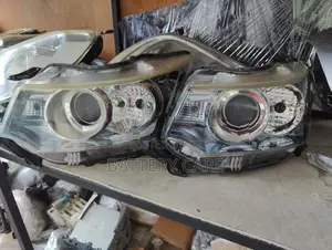 WAGON R 44S STINGRAY HEAD LIGHT
